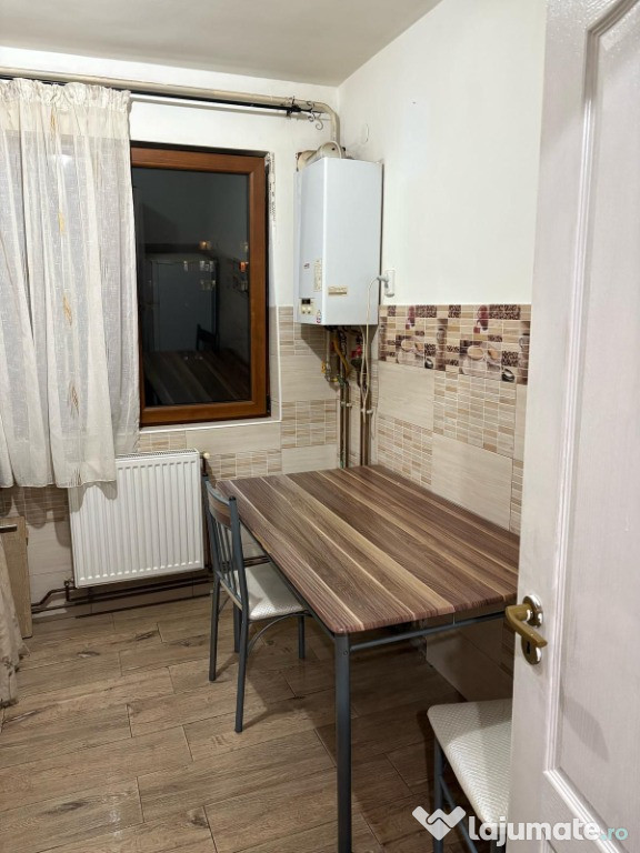 Apartament 2 camere decomandat - Tătărași, mobilat și utilat