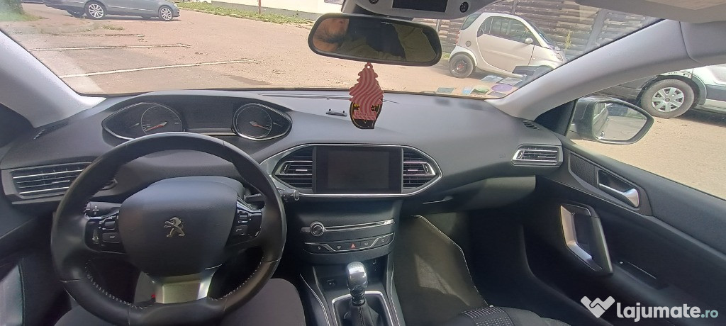 Peugeot 308, 1.2 benzina, 130 CP an:2015, km:157000