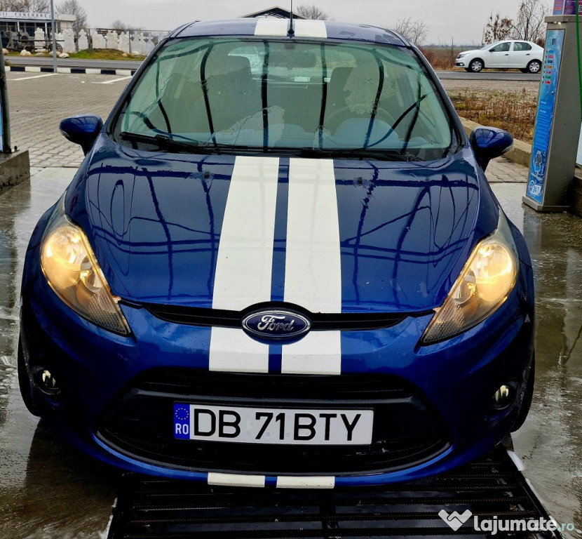 Ford Fiesta 2009 1.4 benzină