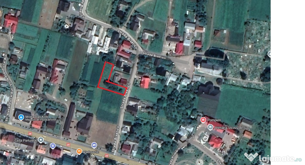 Vând lot de casă, 1120mp în centru Vicovu de Sus pe Str.Bisericii