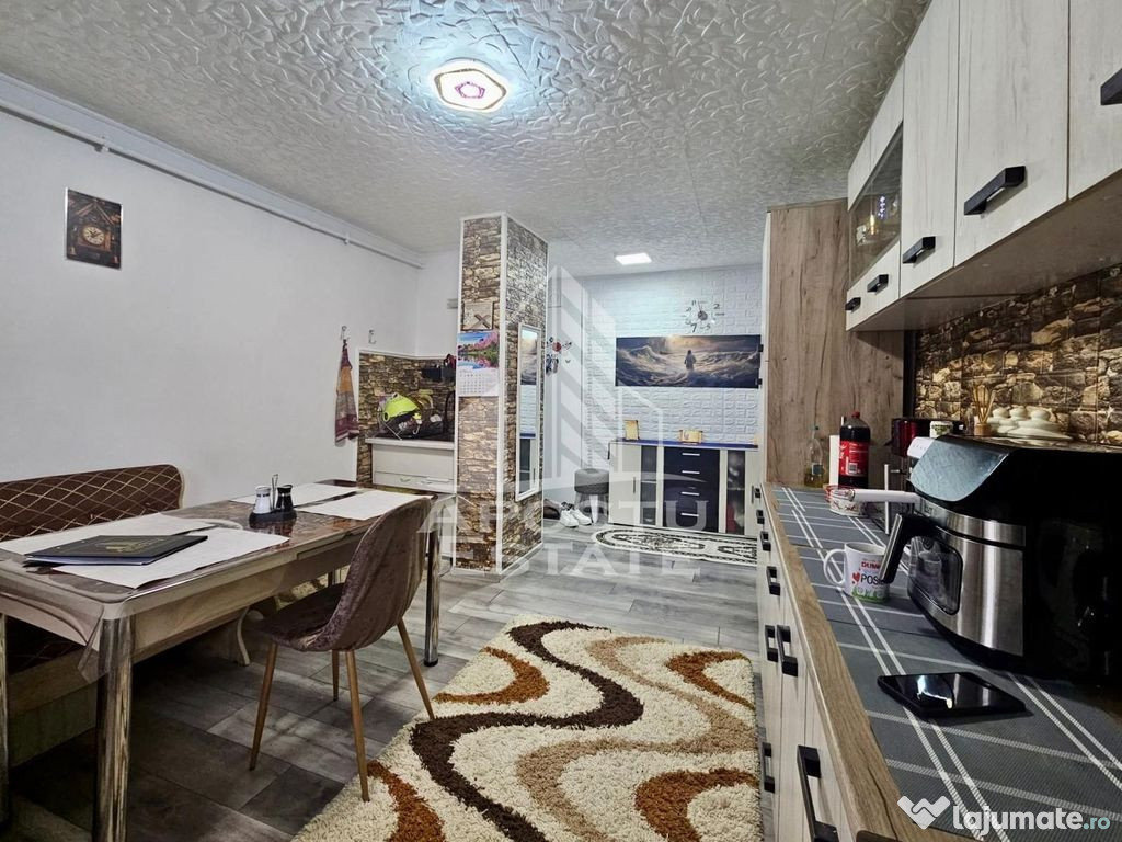 Apartament decomandat cu 3 camere - zona Centrala