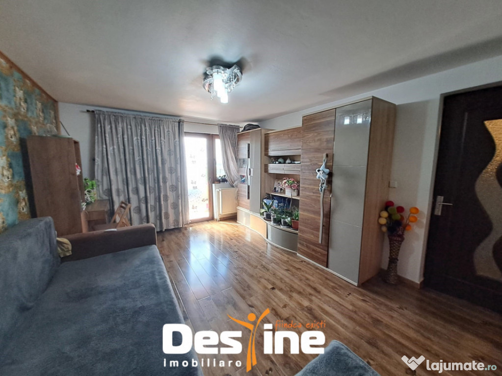 MIROSLAVA, Apartament 2 camere DECOMANDAT, 55 MP