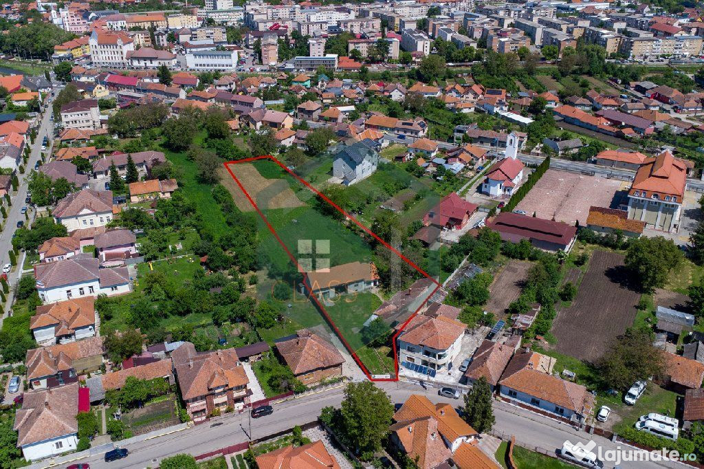 Casa si teren in Hateg, jud. Hunedoara