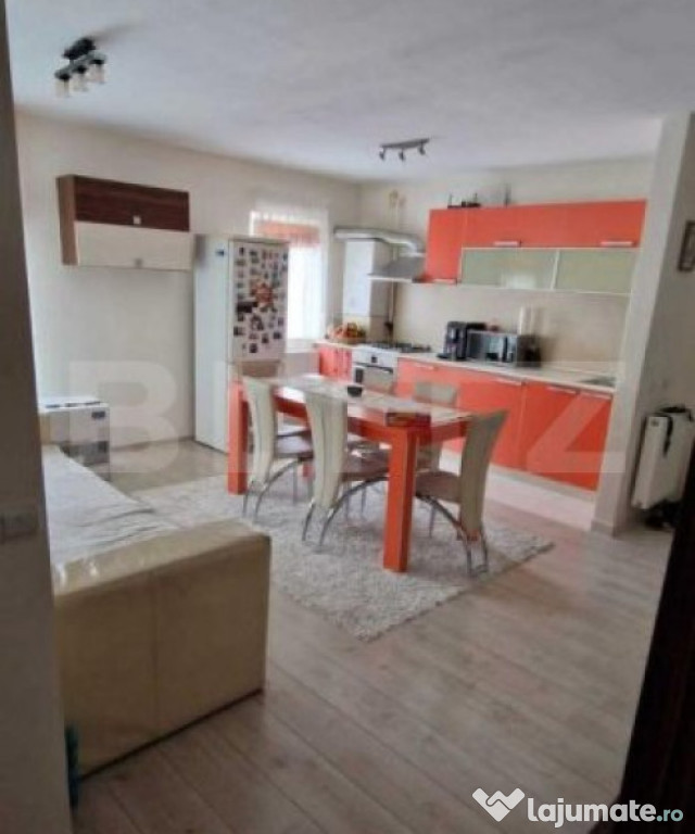 Apartament 3 camere, ultrafinisat si mobilat, etaj 1, zona M