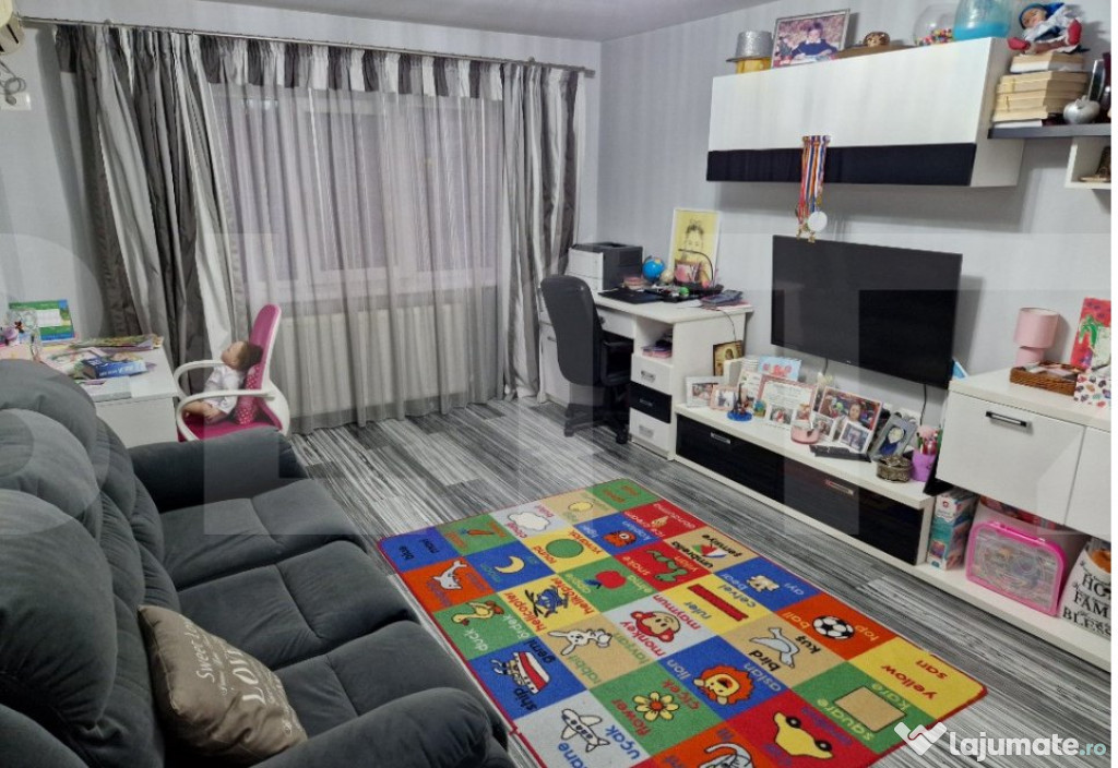 Aparatament de doua camere, 52 mp, Zona Piata Mare