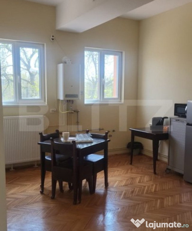 Apartament complet amenajat pentru birouri – 100 mp, cent