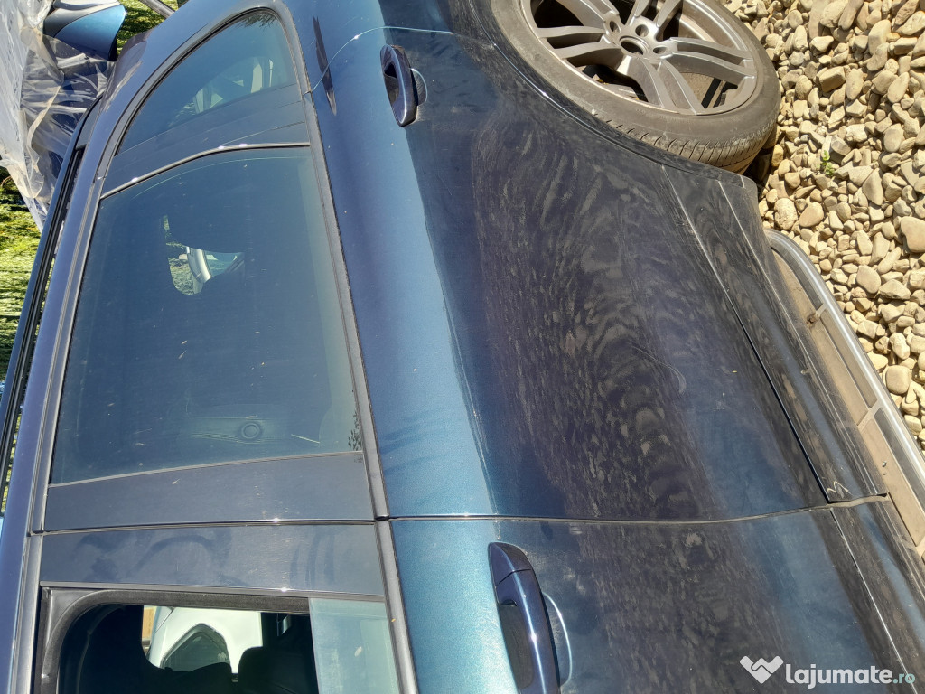 Usa stanga spate  Porsche Cayenne 2011