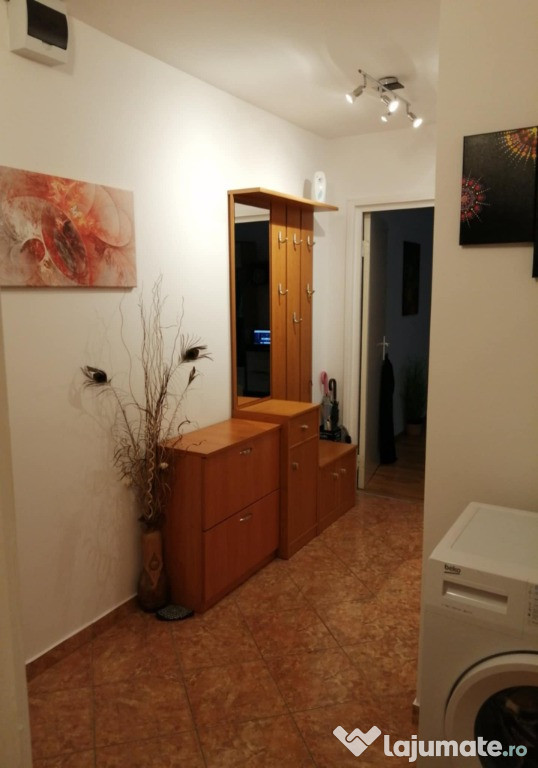 Apartament cu 3 camere