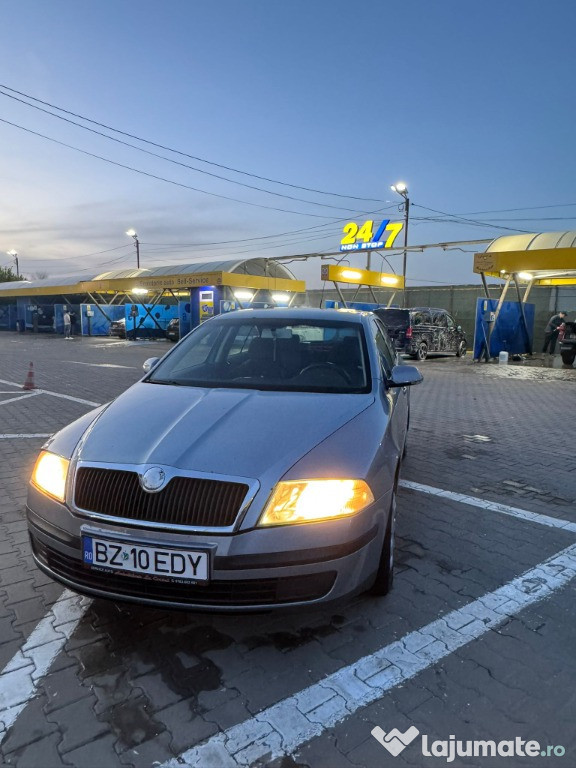 De vanzare SKODA OCTAVIA 2 -1,6 MPI -Benzina
