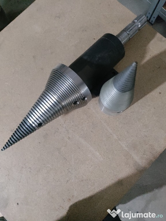 Conuri despicare lemn