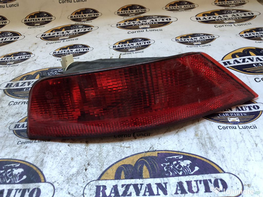 Catadioptru reflectorizant dreapta Ford Kuga 2014