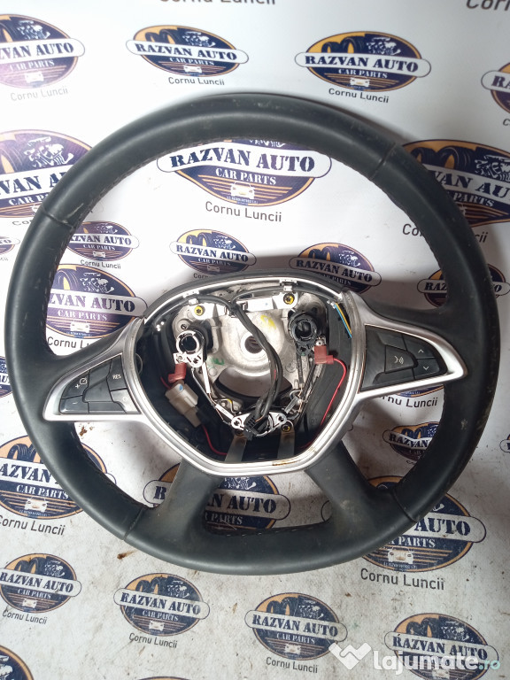 Volan cu comenzi Dacia Duster 2019