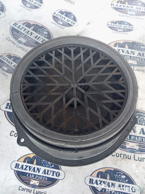 Boxa stanga spate Audi Q5 2009