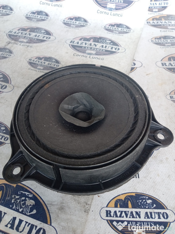 Boxa stanga spate Nissan Juke 2011