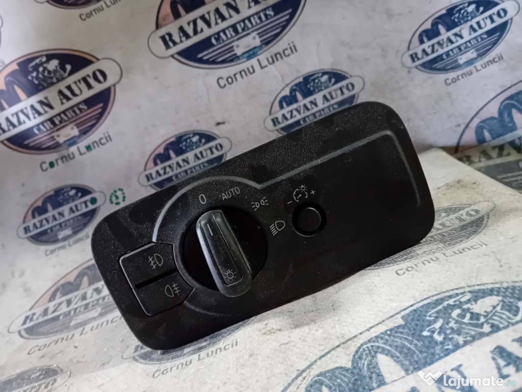 Bloc lumini Volkswagen Touareg 2012
