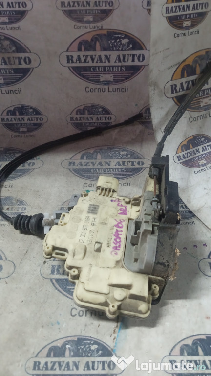 Broasca dreapta fata Volkswagen Passat B6 2006