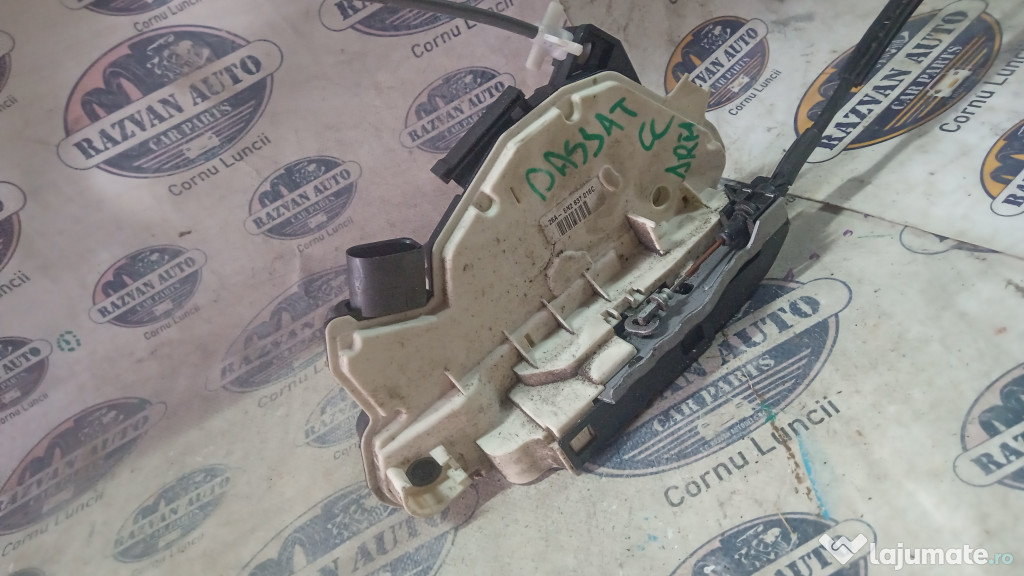 Broasca dreapta fata Volkswagen Passat CC 2013