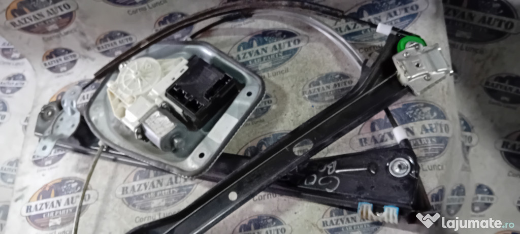 Macara geam dreapta fata Volkswagen Golf 5 2006