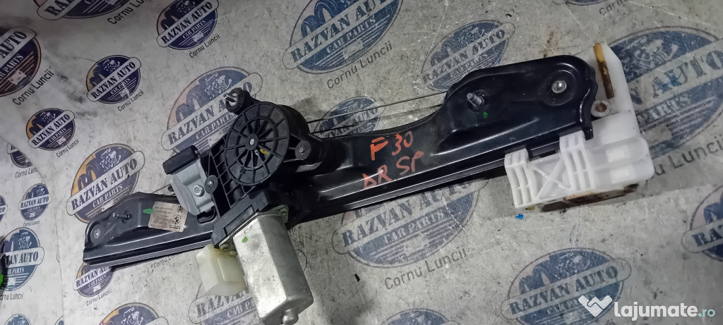 Macara geam dreapta spate BMW F30 2012