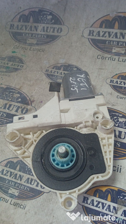 Motoras macara dreapta fata Skoda Yeti 2015