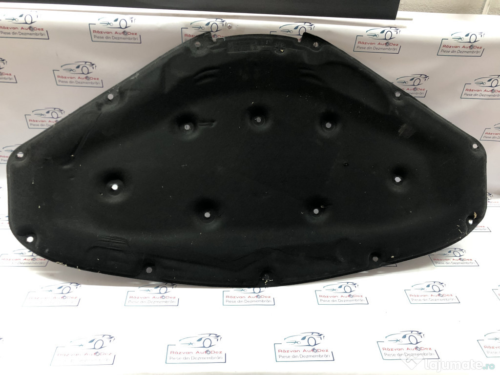 Pâsla capotă BMW Seria 1 F20 2012