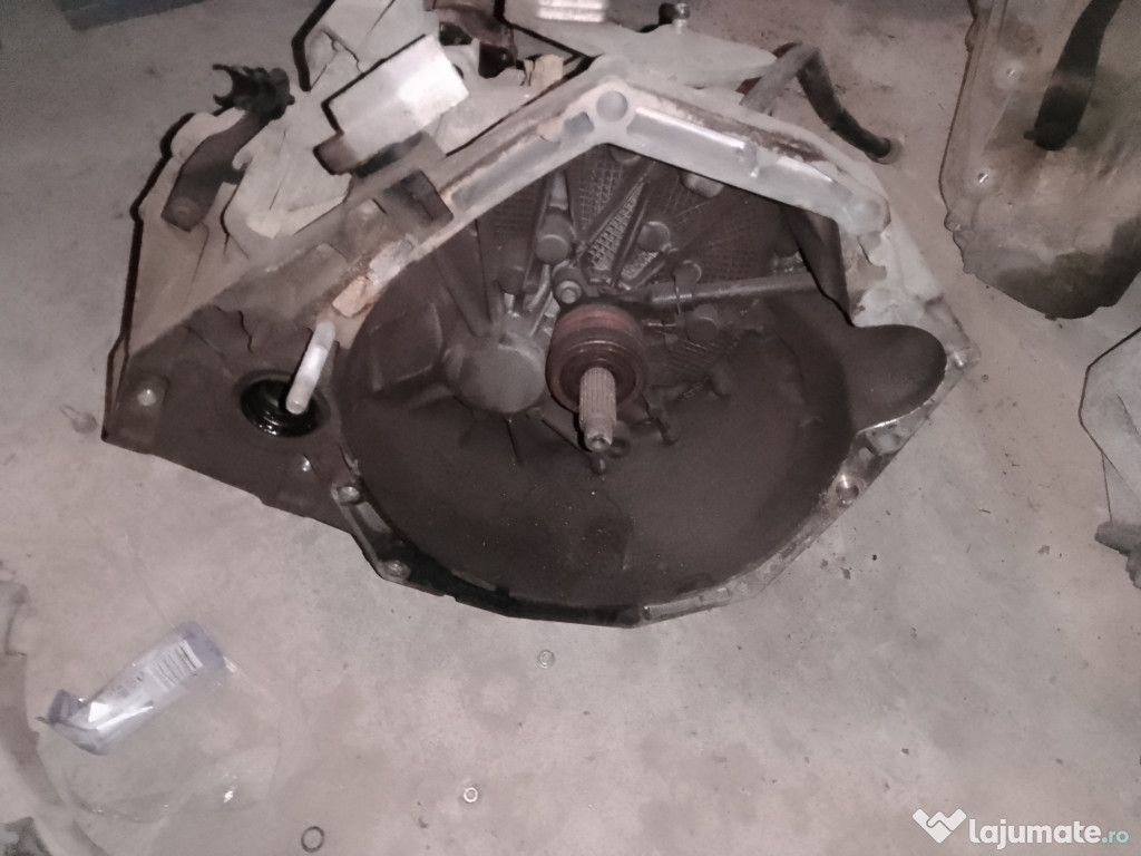 Cutie de viteze 6 trepte Dacia Duster 1.5 Motorina 2013