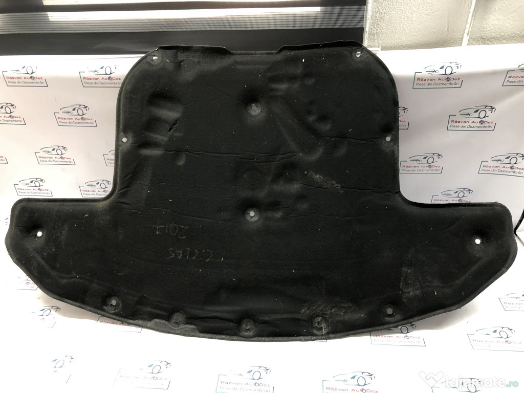 Pâsla capotă Mercedes C-Class 2017