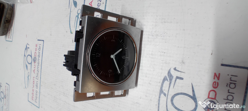 Ceas bord analogic Volkswagen Passat B7 2013