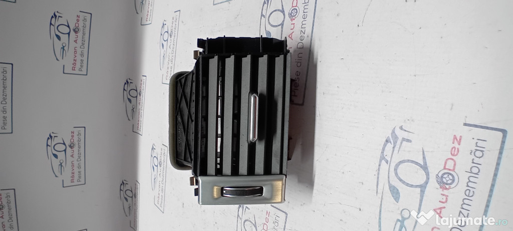 Grila ventilatie stanga Land Rover Range Rover Evoque 2014