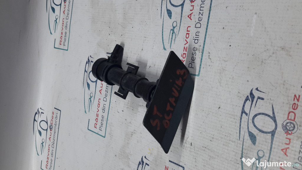 Spalator far stanga Skoda Octavia 3 2015