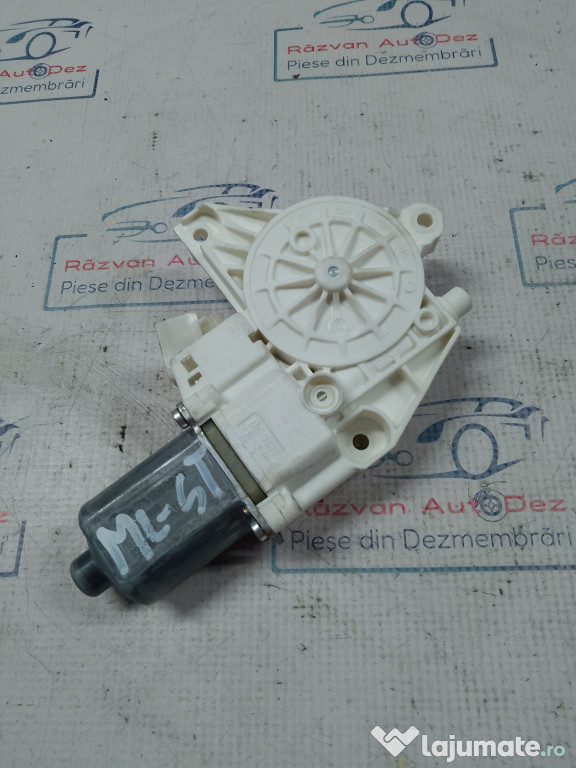 Motoras macara stanga fata Mercedes ML 2012