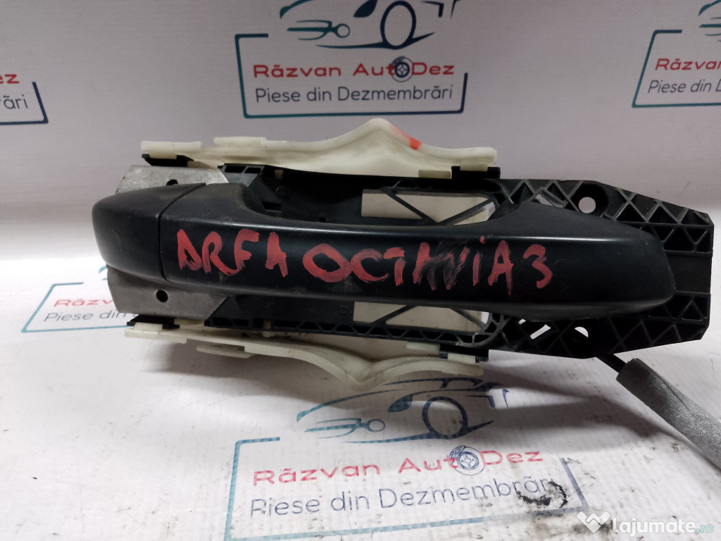 Maner exterior dreapta fata Skoda Octavia 3 2015