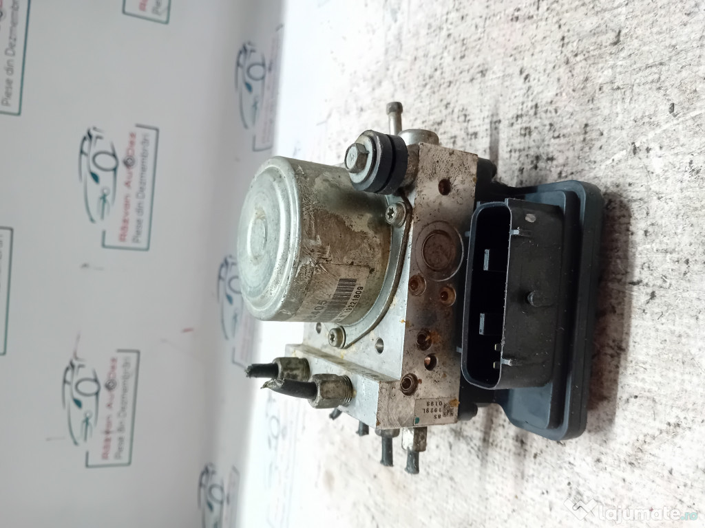 Pompa abs Nissan Juke 2011