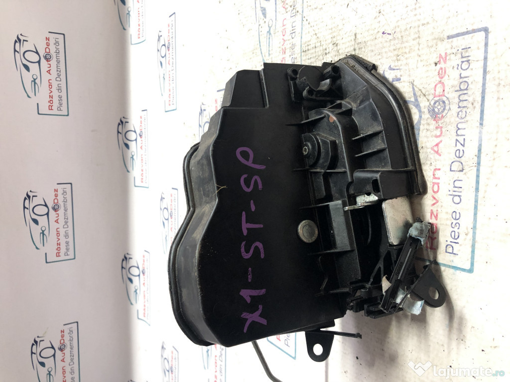 Broasca stanga spate BMW X1 2010