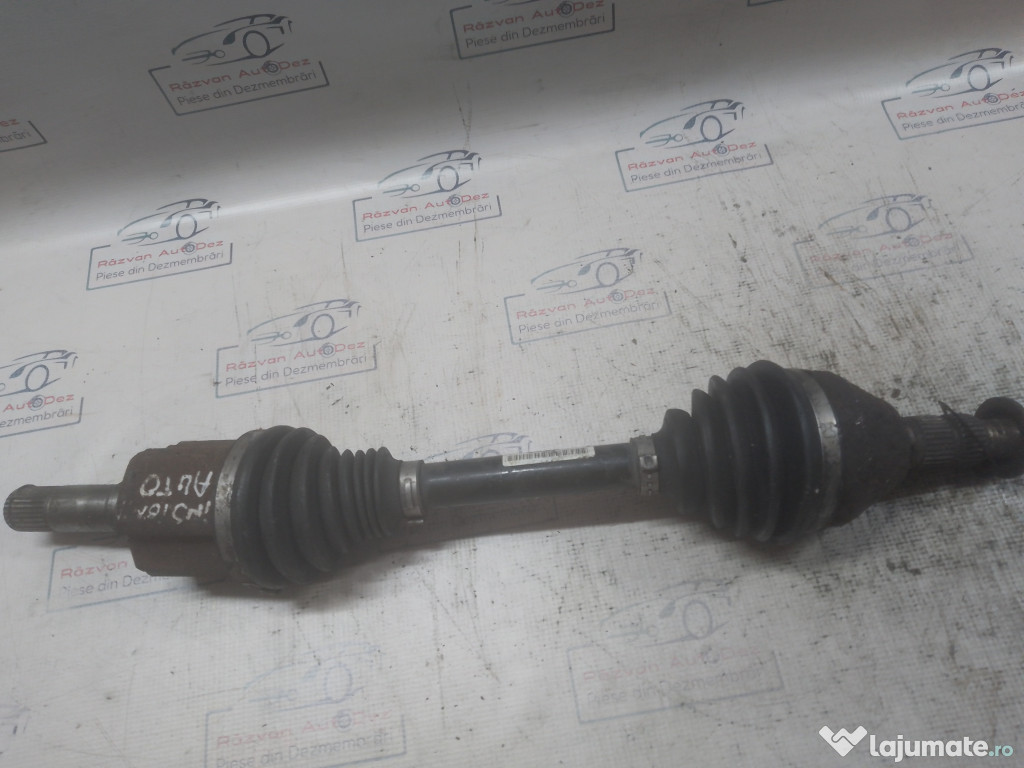 Planetara stanga fata Opel Insignia A 2.0 2010