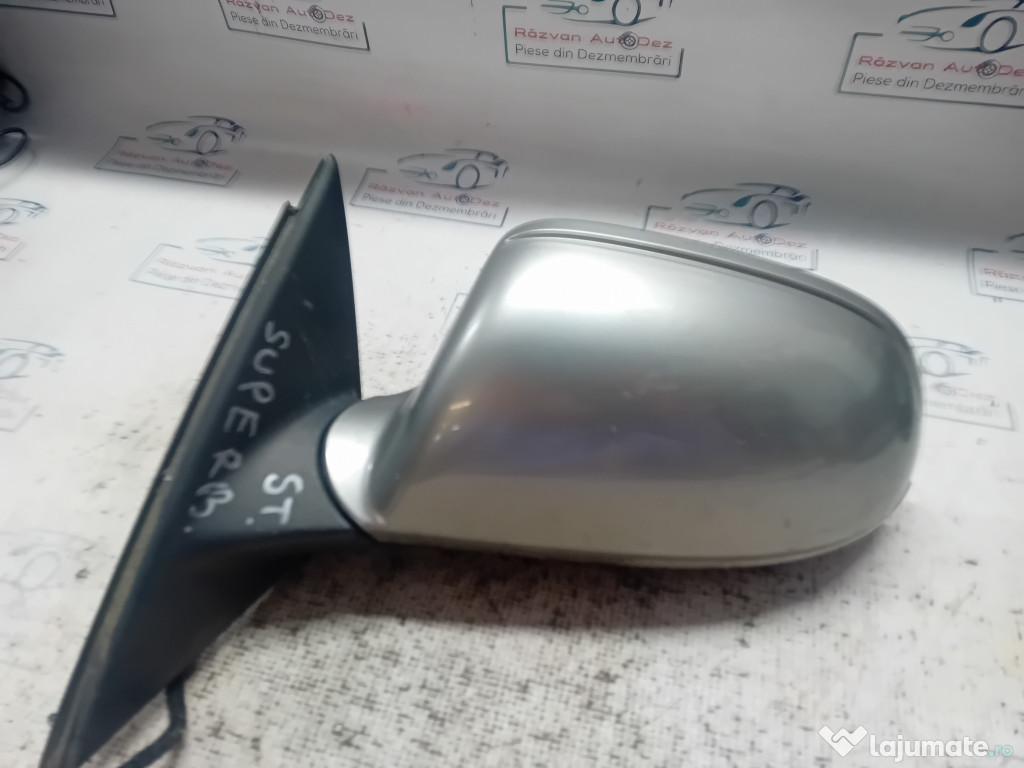 Oglinda stanga rabatare electrica Skoda 2010