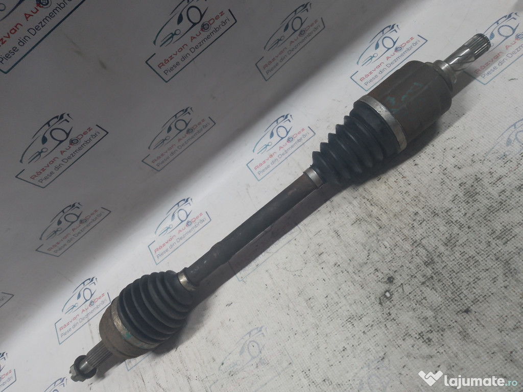 Planetara stanga fata Dacia Duster 2013