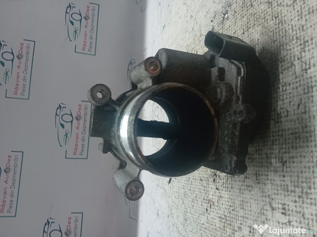 Clapeta acceleratie Volkswagen Passat B7 2.0 2011