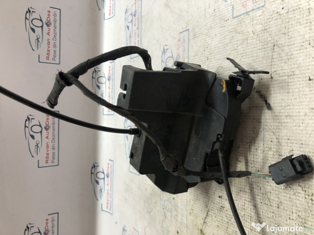 Broasca dreapta spate Renault Megane 3 2012