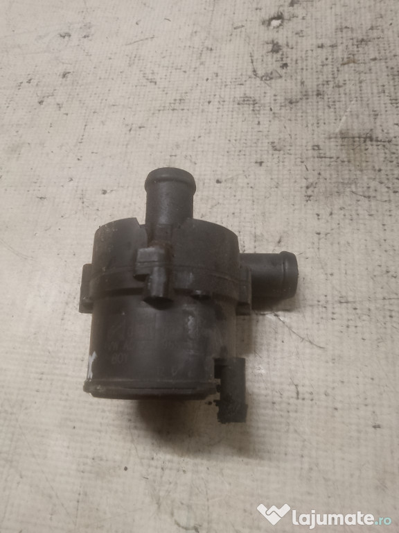 Pompa recirculare apa Audi A3 1.6 2015