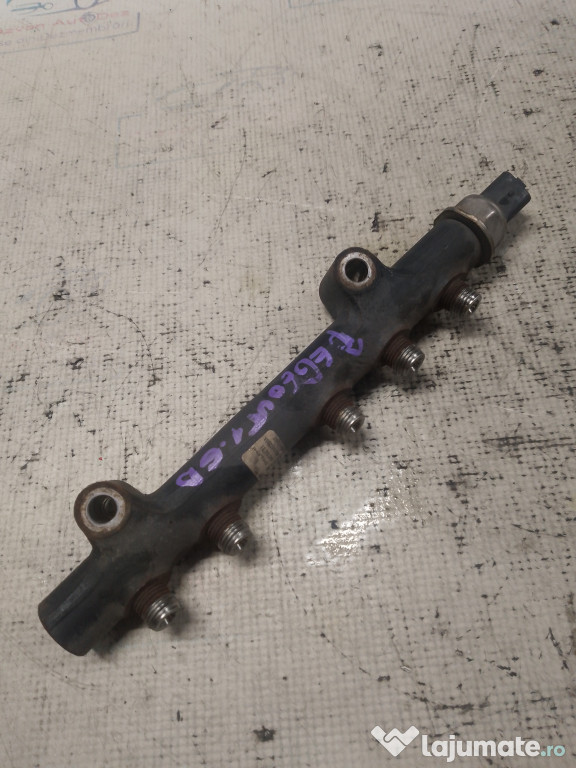 Rampa injectie Peugeot 3008 1.6 Motorina 2011