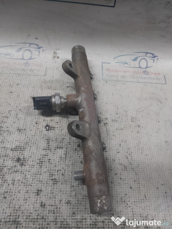 Rampa injectie Dacia Duster 1.5 2014