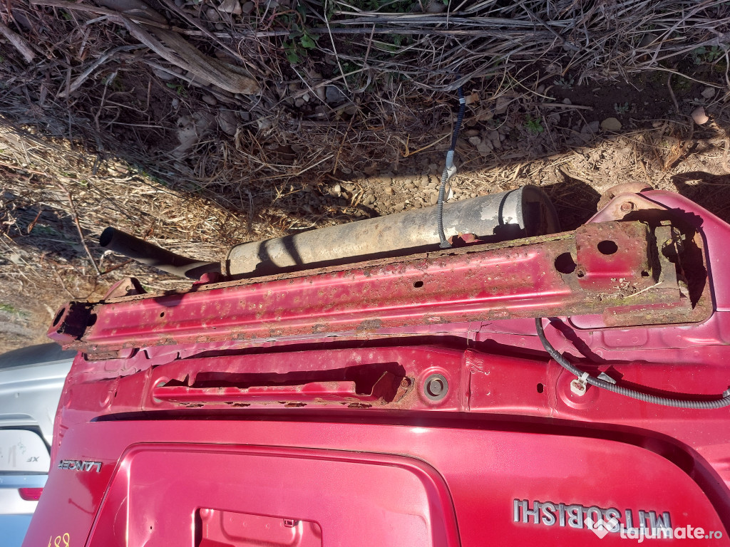 Intaritura bara spate Mitsubishi Lancer Hatchback 2010