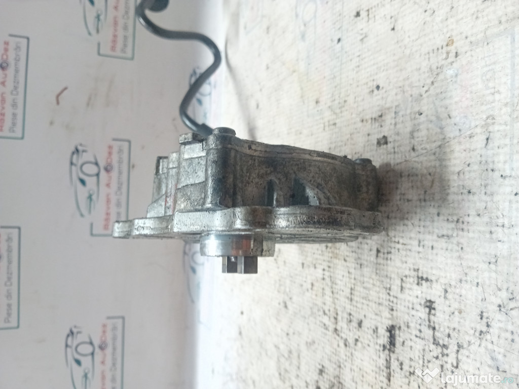 Pompa vacuum Volkswagen Passat B7 2013