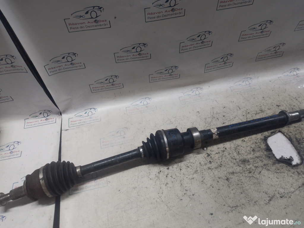 Planetara dreapta fata Mazda 6 2.2 2014