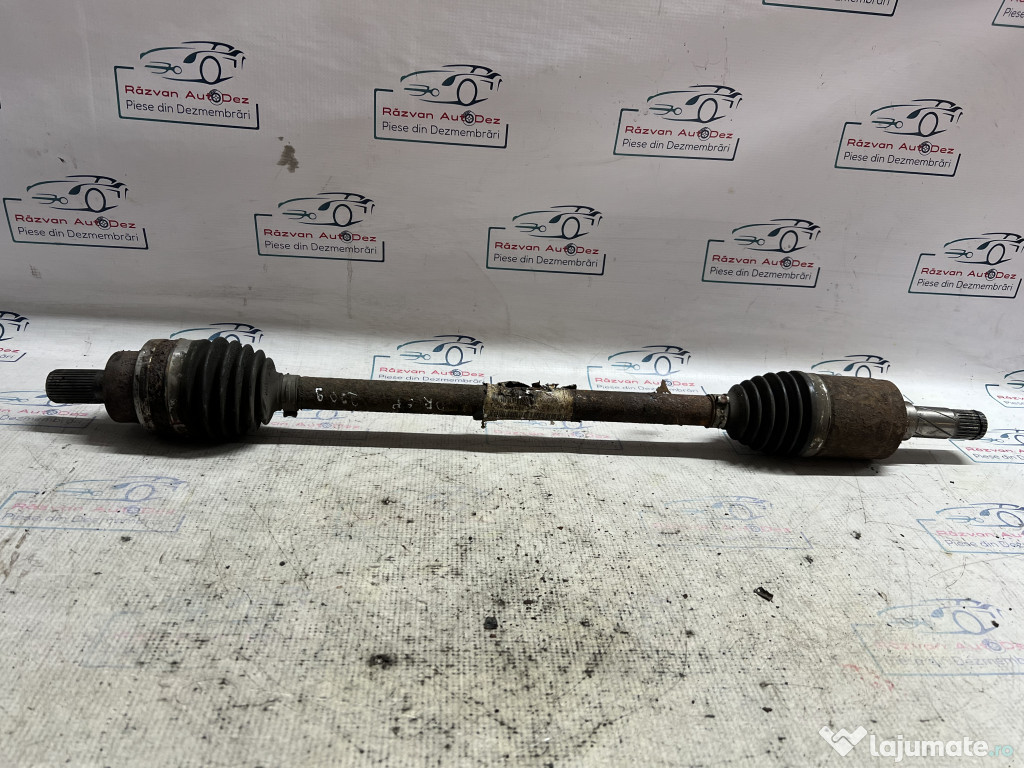 Planetara dreapta spate Ford Kuga 2.0 2009