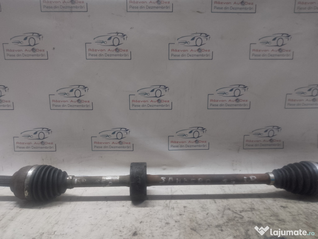 Planetara dreapta fata Dacia Sandero 1.5 2013