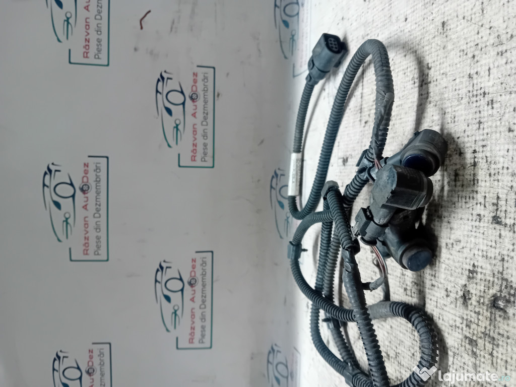 Senzori parcare spate plus instalație Volkswagen Jetta 2012