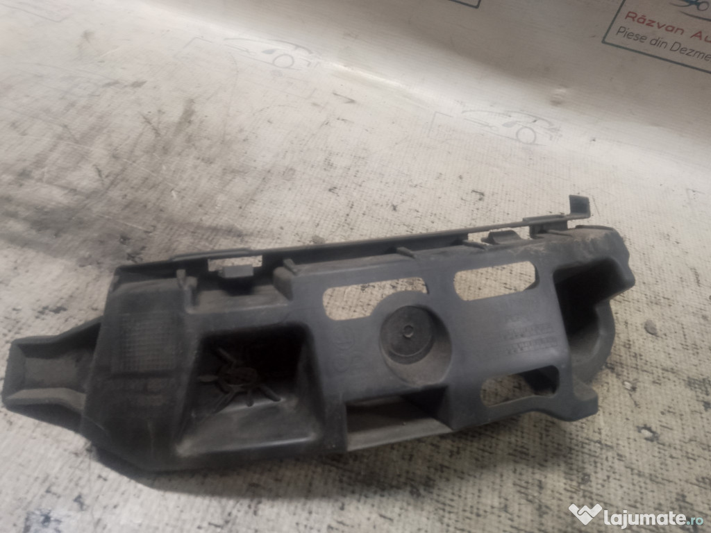 Suport stanga bara spate Skoda Superb 3 2016