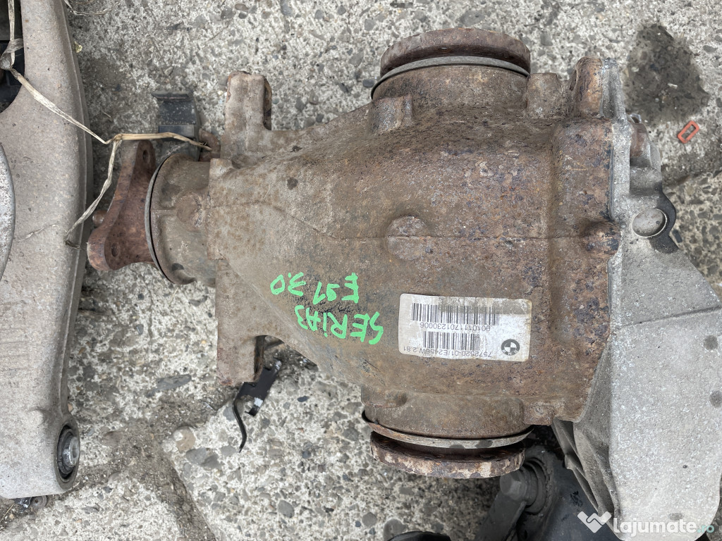 Grup spate BMW 330 3.0 2011